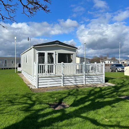 Bertie-By-The-Sea At Hoburne Naish Hotel Highcliffe Exterior foto