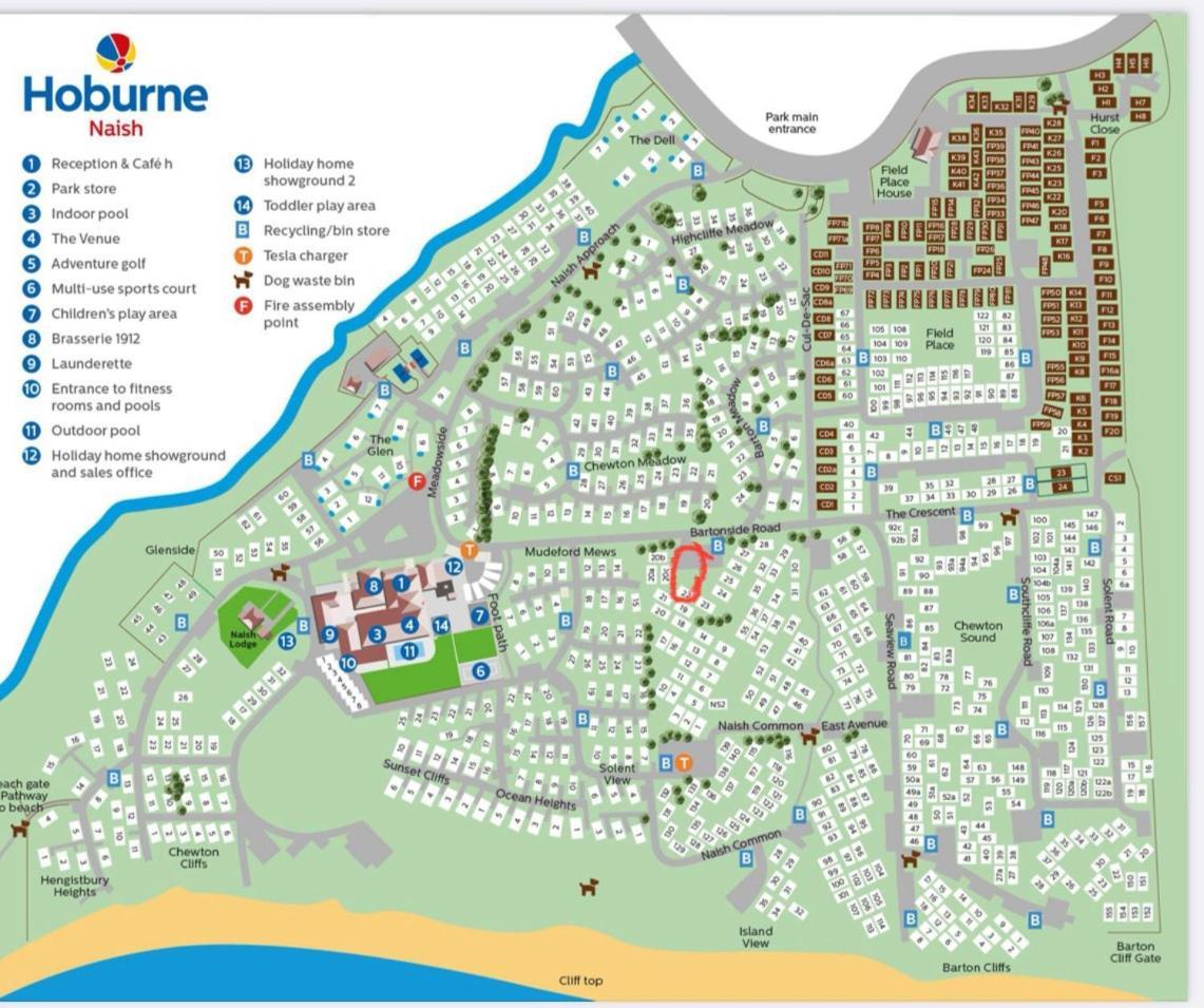 Bertie-By-The-Sea At Hoburne Naish Hotel Highcliffe Exterior foto
